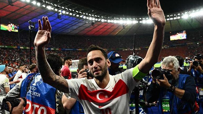 ÖZEL | Hakan Çalhanoğludan Vincenzo Montellaya destek Ülkem için ağladım