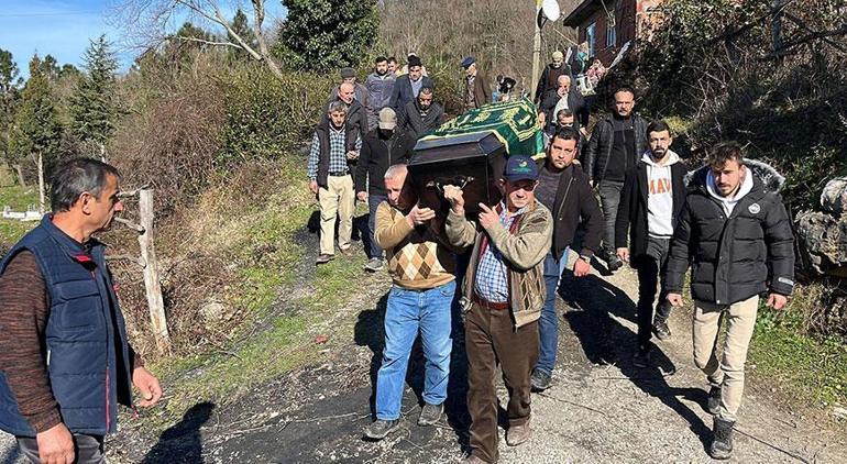 Annesini öldürmekten yargılanıyordu Mahkemede her şeyi reddetti