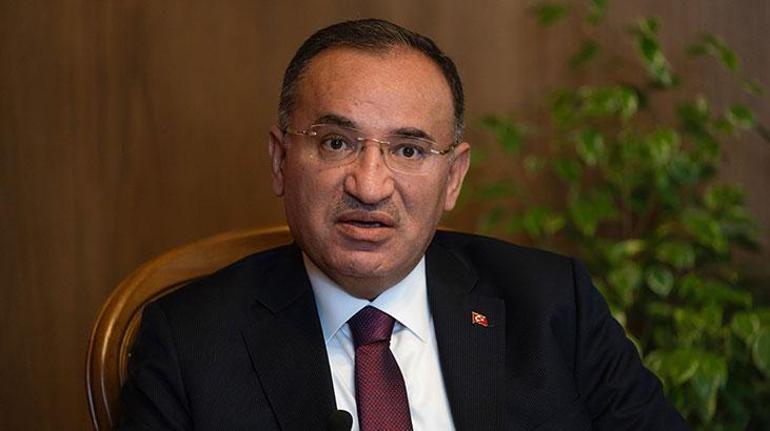 Bekir Bozdağ 15 Temmuzu anlattı Halkın tankları yendiği dönem