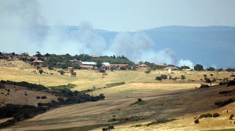 Bulgaristanda, Türkiye sınırında orman yangını  Alevler sınıra dayandı