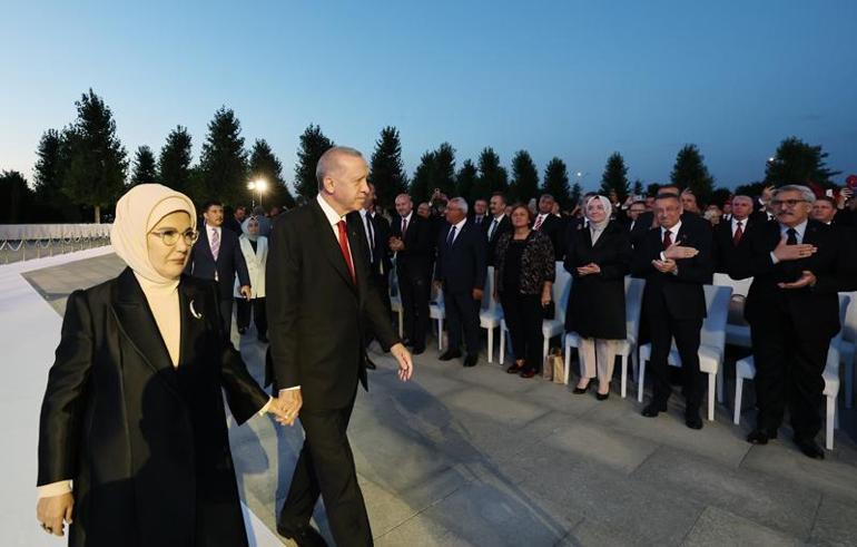 Erdoğan 15 Temmuz Anma Programında açıkladı: Ruhlarını 1 dolara sattılar, affetmeyeceğiz