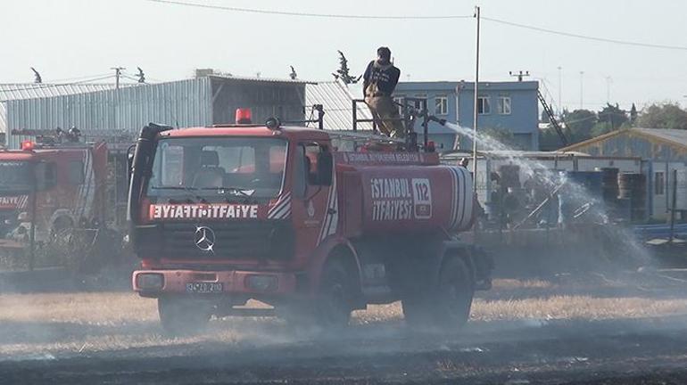 Silivride anız yangını 20 dönüm arazi hasar gördü