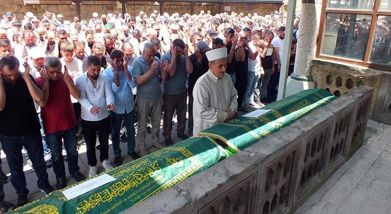 Kahreden ölüm Kabrinin üzerine damatlık takım elbisesi konuldu