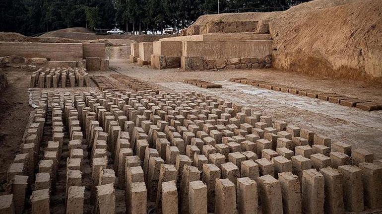 Bakan Ersoy duyurdu Hatayda tablet bulundu