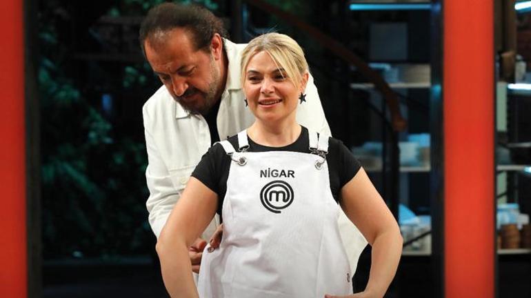 MasterChefte 15. yarışmacı belli oldu Mehmet şef bir anda seslendi: Herkes dursun, çift tadım var