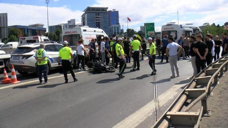 Bağcılarda feci kaza Motosikletli polis memuru hayatını kaybetti