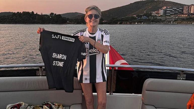 Sharon Stone Beşiktaş formasını giydi