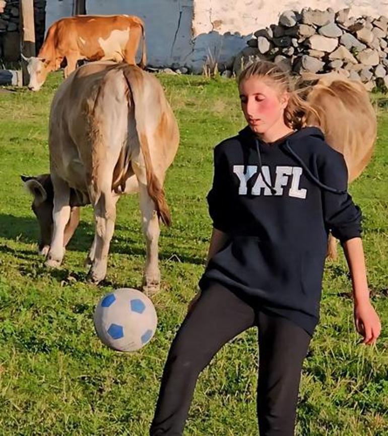 Yaylada hayvan otlatan çoban Irmakın yeteneği: Kadınların Ronaldo’su olur