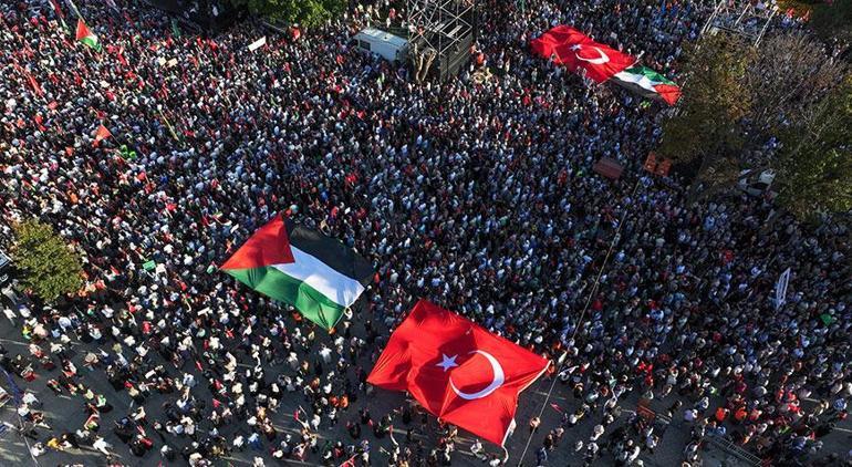 Haniyenin son çağrısıydı Ayasofya Meydanında Filistine destek mitingi