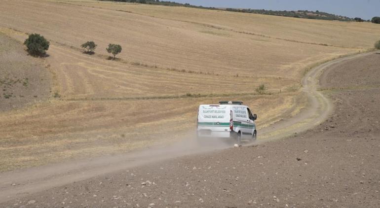 Baba, oğul ve torun aynı anda öldürüldü Bölgeye giriş çıkışlar kapatıldı