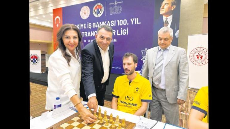 Satranç sporcularından 100.yıla yakışan hamle