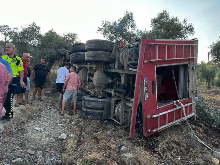 İtfaiye aracı ile servis minibüsü çarpıştı Yaralılar var