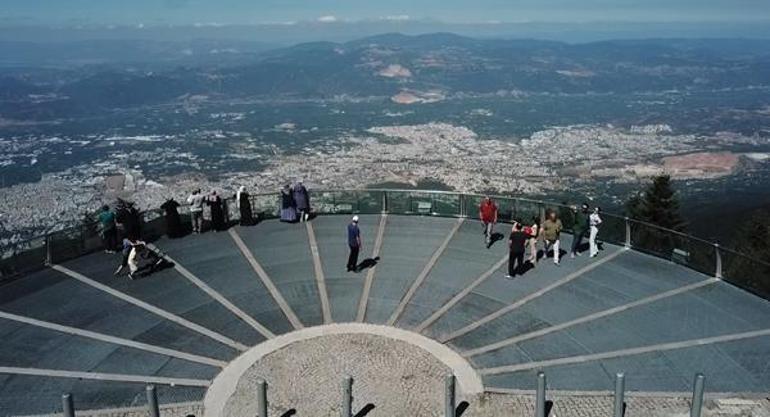 Uludağdan İstanbulu görmek için akın ettiler