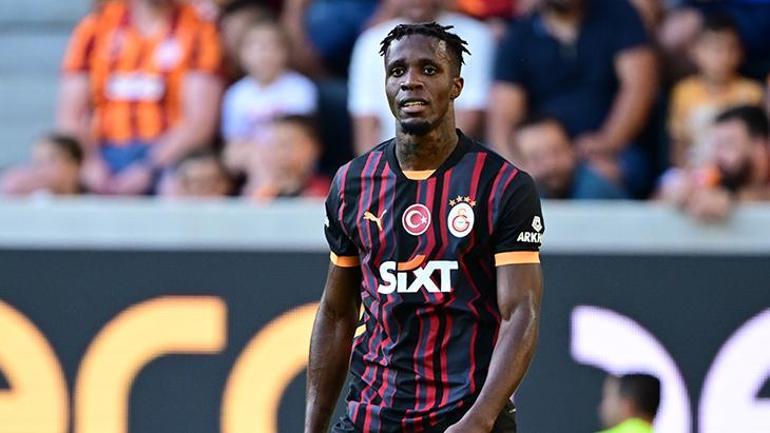 Galatasarayda Wilfried Zaha valizlerini topladı İşte yeni adresi