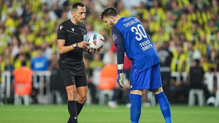 Lille kalecisi Fenerbahçe maçında yerde kaldı Sevillayı hatırlattı