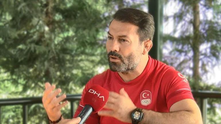 Taha Akgül: Koltukları kenara çekerek başladığım güreş kariyerim son buldu