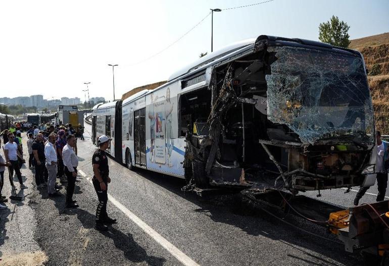 Son dakika: Korkunç metrobüs kazasında şoförlerin ifadesi... Bölgede dikkat çeken yeni önlem