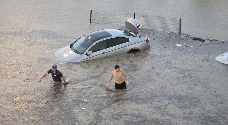 Meteoroloji haritayı güncelledi Peş peşe uyarılar İstanbul dahil sağanak geliyor