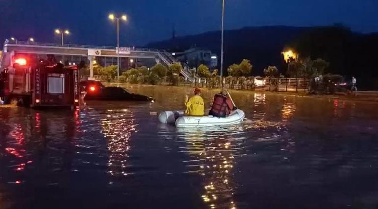 Meteoroloji haritayı güncelledi Peş peşe uyarılar İstanbul dahil sağanak geliyor