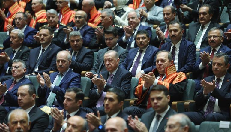 Son dakika... Cumhurbaşkanı Erdoğan: Türkiye yeni anayasaya hazır