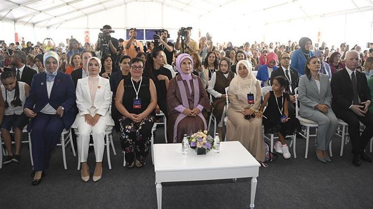 Emine Erdoğan: Koruyucu aileler çocukların hayat hikayesini baştan yazdı