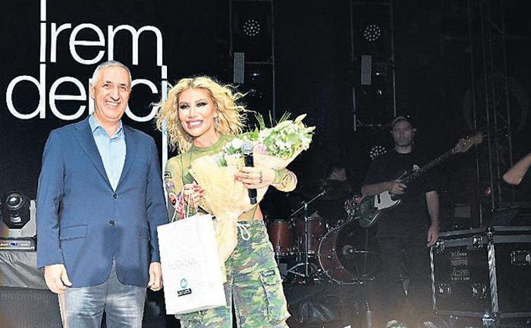 Manisa’nın kurtuluşu konserlerle kutlandı