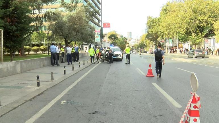 İstanbulda polis aracı kaldırımdaki kadınlara çarptı: 1 ölü, 1 yaralı