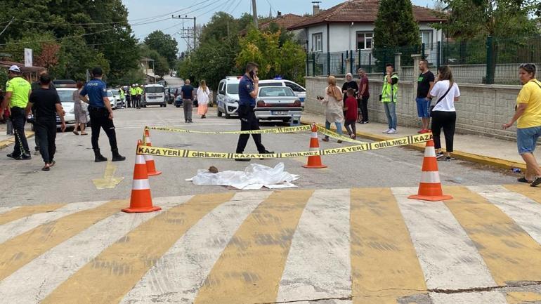 12 yaşındaki Kaana acı veda: Tabutuna forma serildi