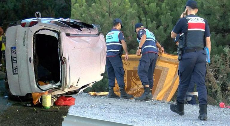 Kuzey Marmara Otoyolunda feci ölüm Geride düğün davetiyesi kaldı