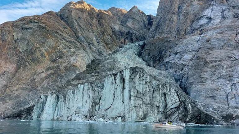 Dünya dokuz gün sallandı, 200 metrelik mega tsunami çıktı