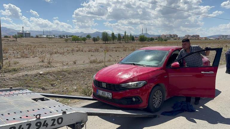 19 yaşındaki Halilhanın şüpheli ölümü: Otomobilde kafasından vurulmuş halde bulundu