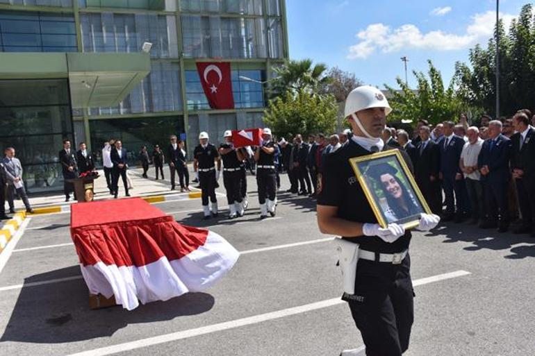 İsrail kurşunuyla öldürülmüştü Ayşenur için İzmirde tören