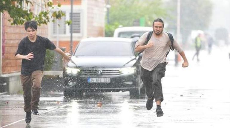 Meteoroloji yeni hava durumu raporu yayımladı ve il il uyardı Metrekareye tam 100 kg yağmur düşecek