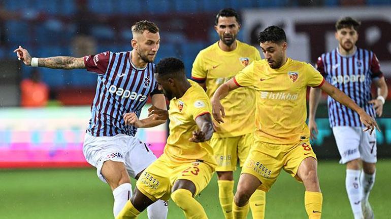 Trabzonspor son dakika golüyle 1 puanı aldı Nefes kesen maçta kazanan yok