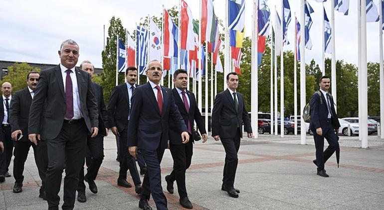 Bakan Uraloğlu: Ülkemizin her tarafına hızlı treni yaymak istiyoruz