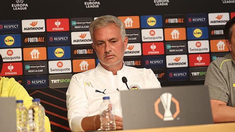 Fenerbahçede Mourinhodan Galatasaray derbisi sonrası yaşananlara tepki: Saygısızlık yapılan kişi benim