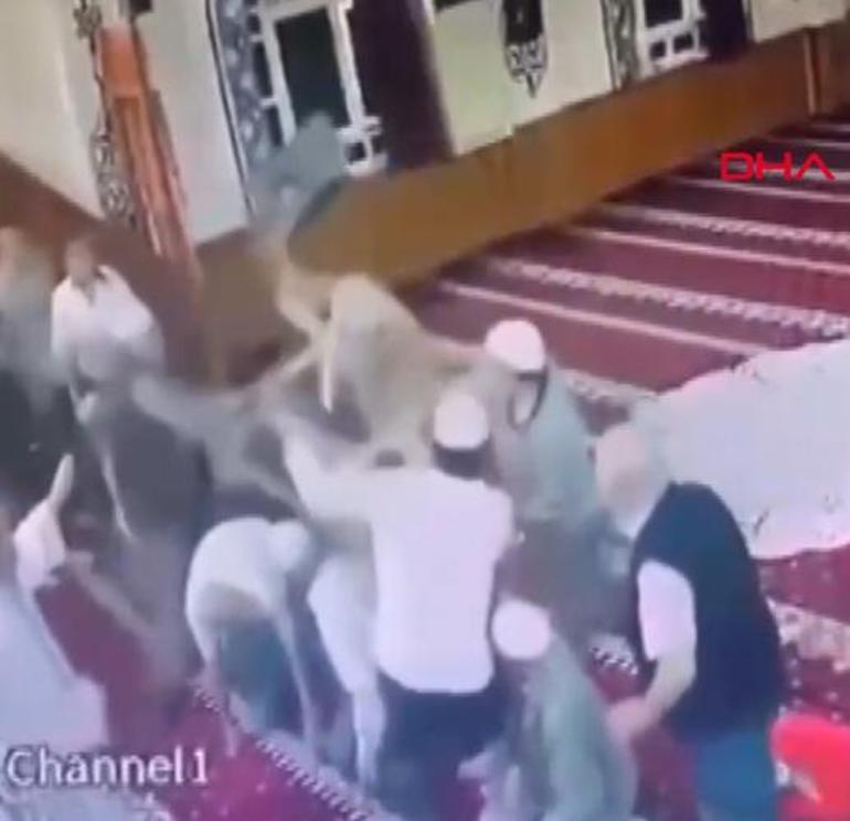 Namaz esnasında imama tabureli saldırı Nedeni ortaya çıktı