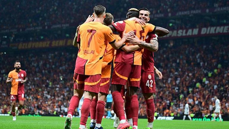 Galatasarayda Osimhenin menajeri İstanbula geliyor Chelsea ve Juventus iddiaları sonrası toplantı