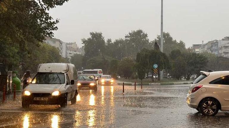 Meteoroloji yeni hava durumu raporu yayımladı ve uyardı İstanbul dahil birçok ile sağanak geliyor