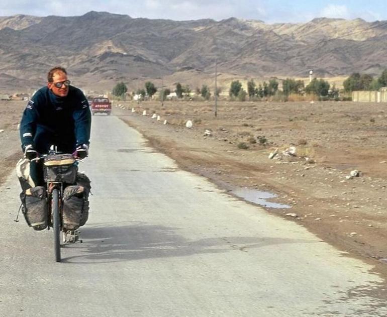 Ekipmansız, oksijensiz zirveye 132 kez lastiği patladı, 22 kilo verdi: Her şeyi yedim