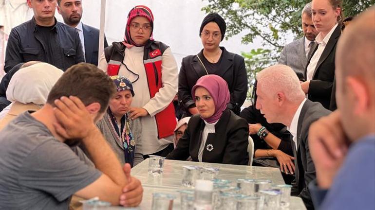 Bakan Göktaştan, Semih Çelik tarafından öldürülen Ayşenur Halil ve İkbal Uzunerin ailelerine taziye ziyareti