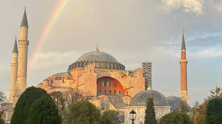 Meteoroloji uyarmıştı Aniden bastıran yağmur zor anlar yaşattı