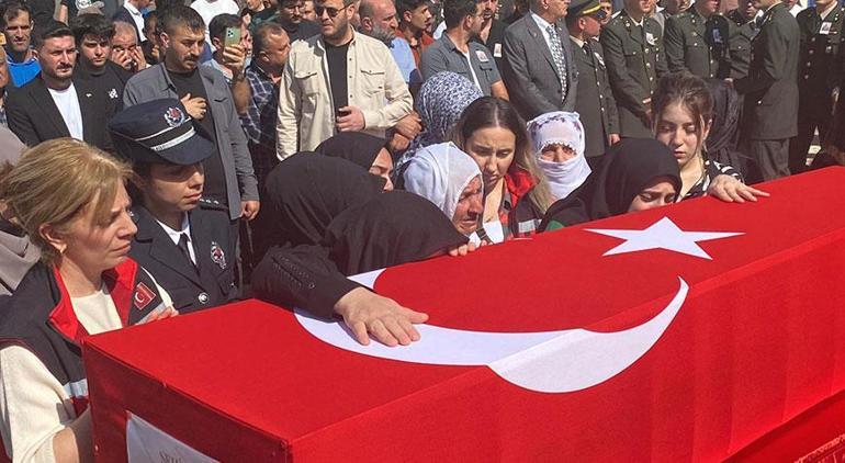 Pençe-Kilit şehidi için memleketi Elazığda toprağa verildi