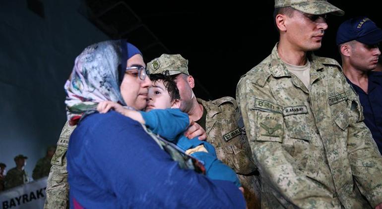 Son dakika: Beyruttan tahliye edilen vatandaşlar Türkiyeye ulaştı