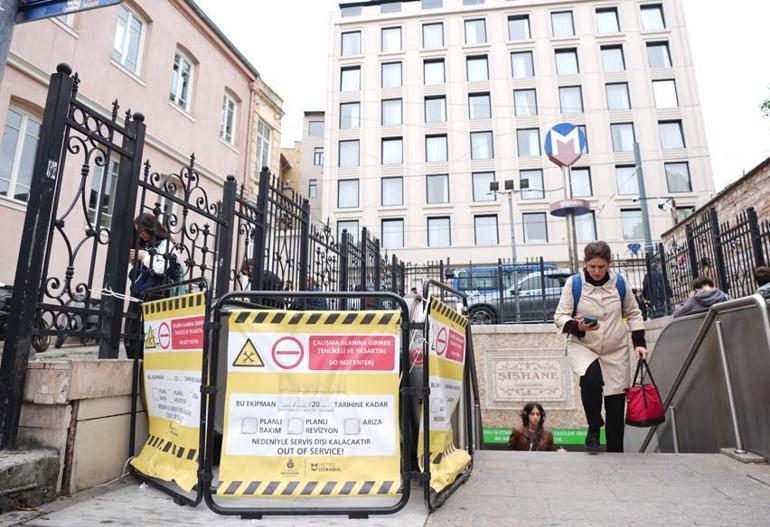 İstanbulda metro istasyonlarında arıza Vatandaşlardan tepki: Aylardır çalışmıyor, hiçbir sonuç yok