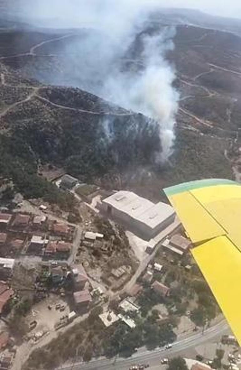 İzmir Foçada ormanlık alanda yangın çıktı Havadan karadan müdahale