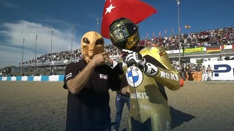 Toprak Razgatlıoğlu dünya şampiyonu Superbiketa tarih yazdı