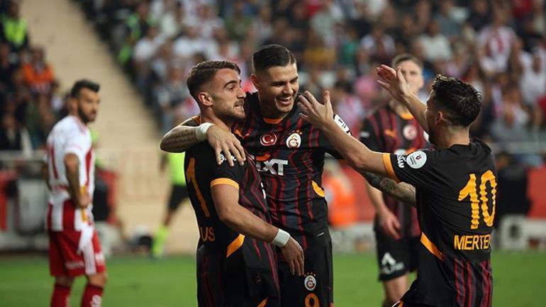 Galatasarayda Icardi ve Osimhen hayran bıraktı Avrupa takımlarında bu kadar kaliteli iki golcü yok