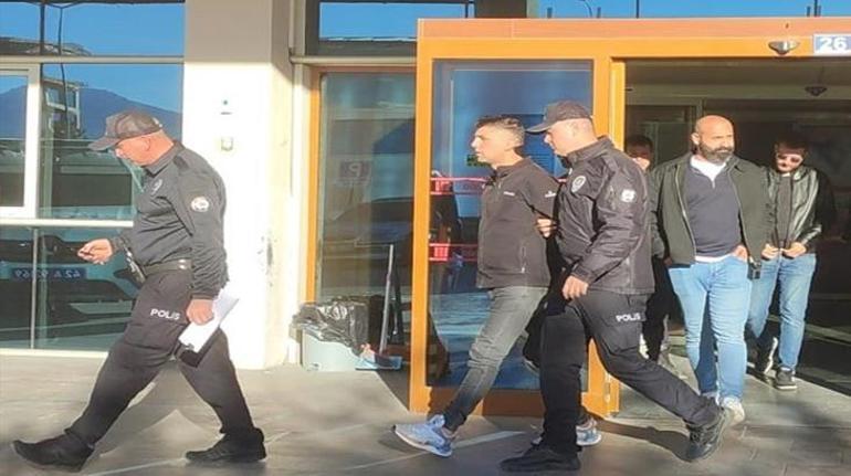 Polis memurunun aracını evinin önünde kundakladı Tutuklanarak cezaevine gönderildi