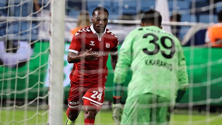 Sivasspor, Adanada 2-0dan geri döndü